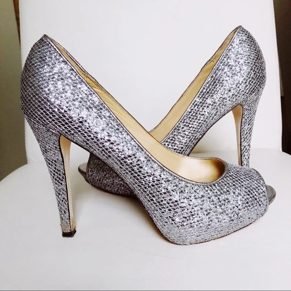BADGLEY MISCHKA | HUMBIE II PEWTER GLITTER Sparkle Sequin Glitter Heels, Size 9 - Picture 4 of 10